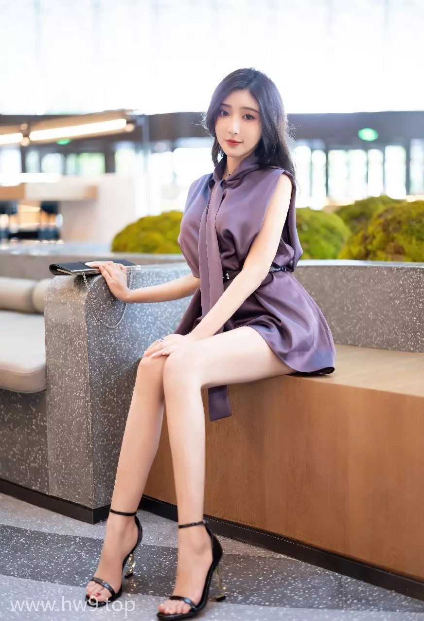 Xiuren图片丨秀人模特王馨瑶yanni_No.7462期图集欣赏