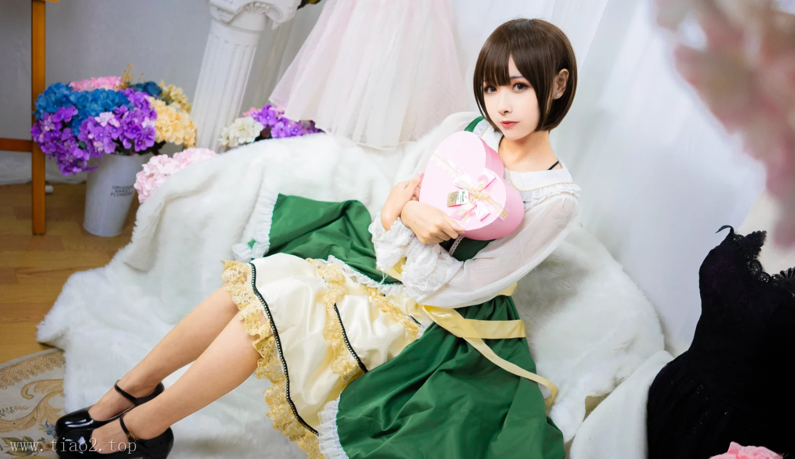 cosplay图片丨Coser_Momoko葵葵的介绍和图片包:翠之海 空音和陆乃欣赏