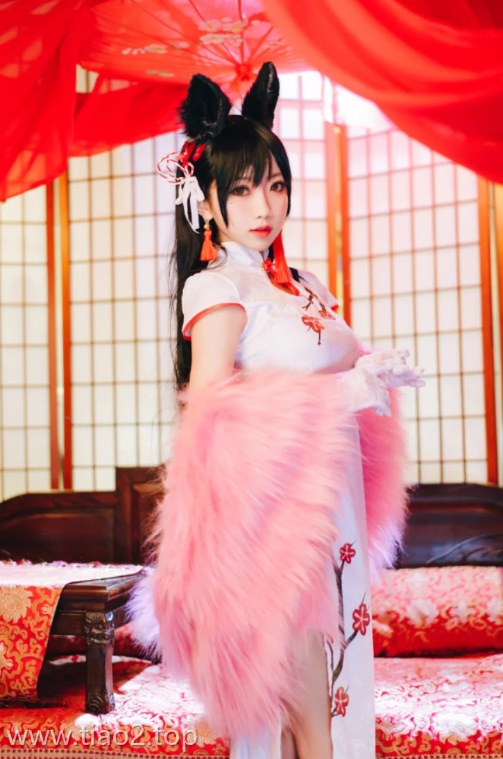 cosplay图片丨Coser鬼畜瑶在不在w摄影作品集:爱宕旗袍赏析