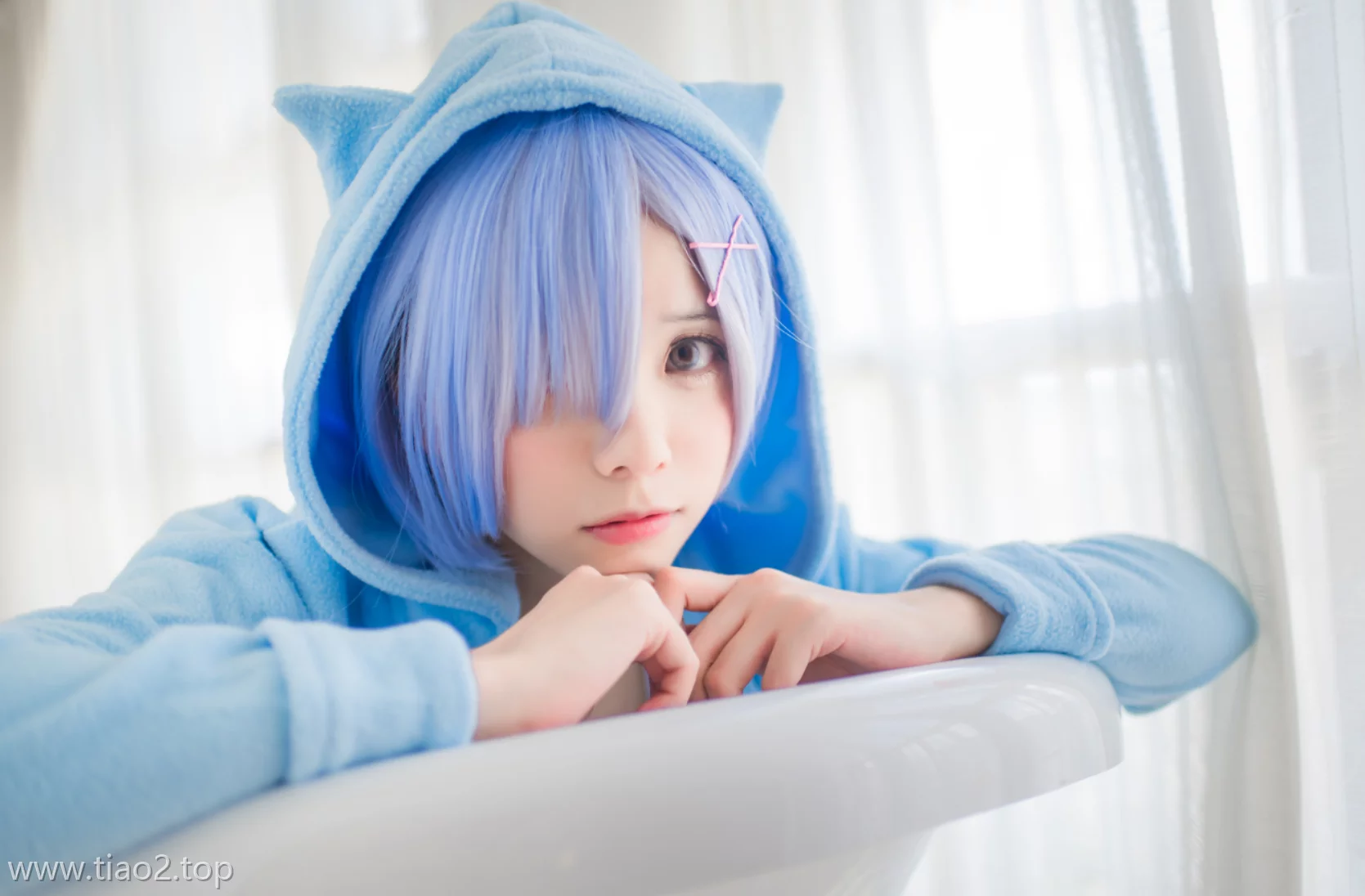 小野妹子w蓝色蕾姆cosplay超还原!可爱女仆裙萌翻全场