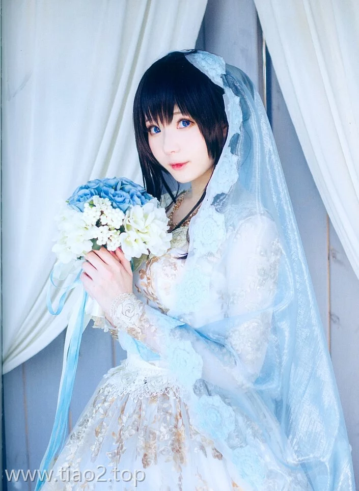 cosplay图片丨Coser霜月shimo的介绍及图片集:Bright Love赏析