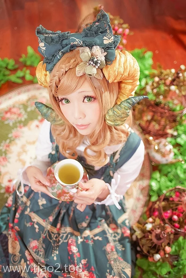 cosplay图片丨Coser_ElyEE子个人资料及cos午茶角少女鉴赏