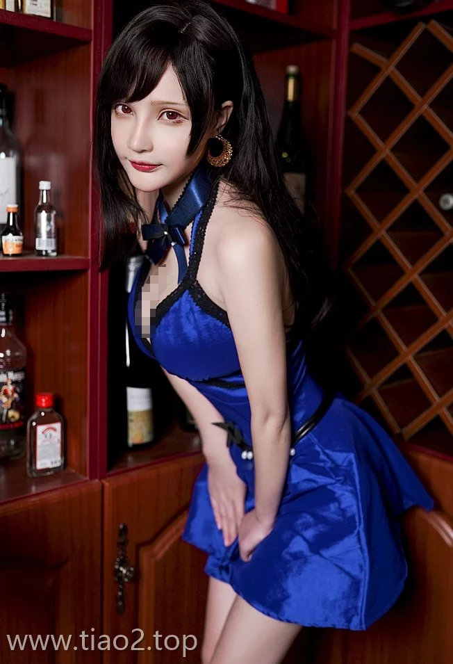 cosplay图片丨Coser千夜未来(Senya Miku)多少岁?及cos蒂法连衣裙欣赏