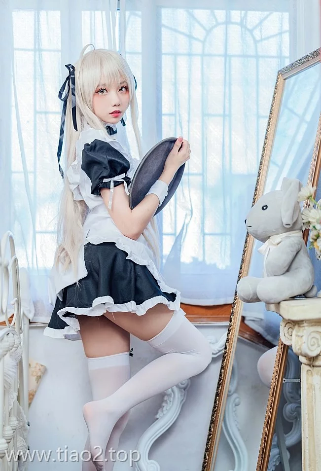 cosplay图片丨Coser果咩酱w个人资料及cos春野苍穹赏析