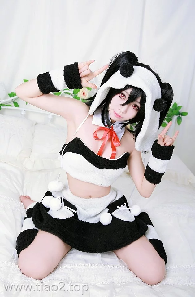 花颜解读白易子教主《LOVELIVE》Cosplay:这味道绝了!