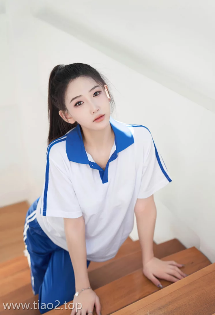 Xiuren图片丨秀人模特沈青黛(一勺青黛)-NO.7110期自习室中的校花