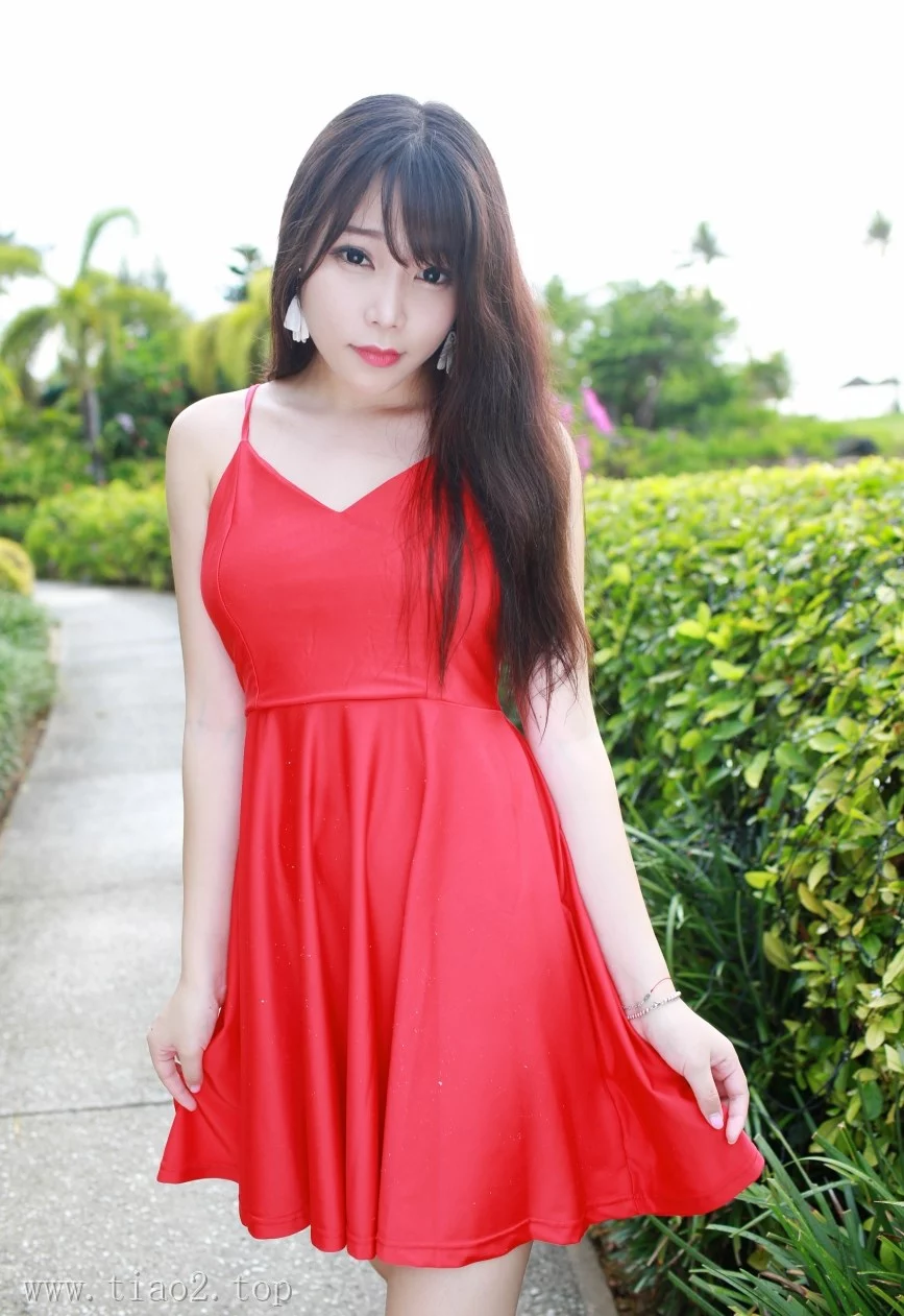 XIAOYU图片丨HuaYan模特徐莉芝Booty-Vol.044期红色晚礼服