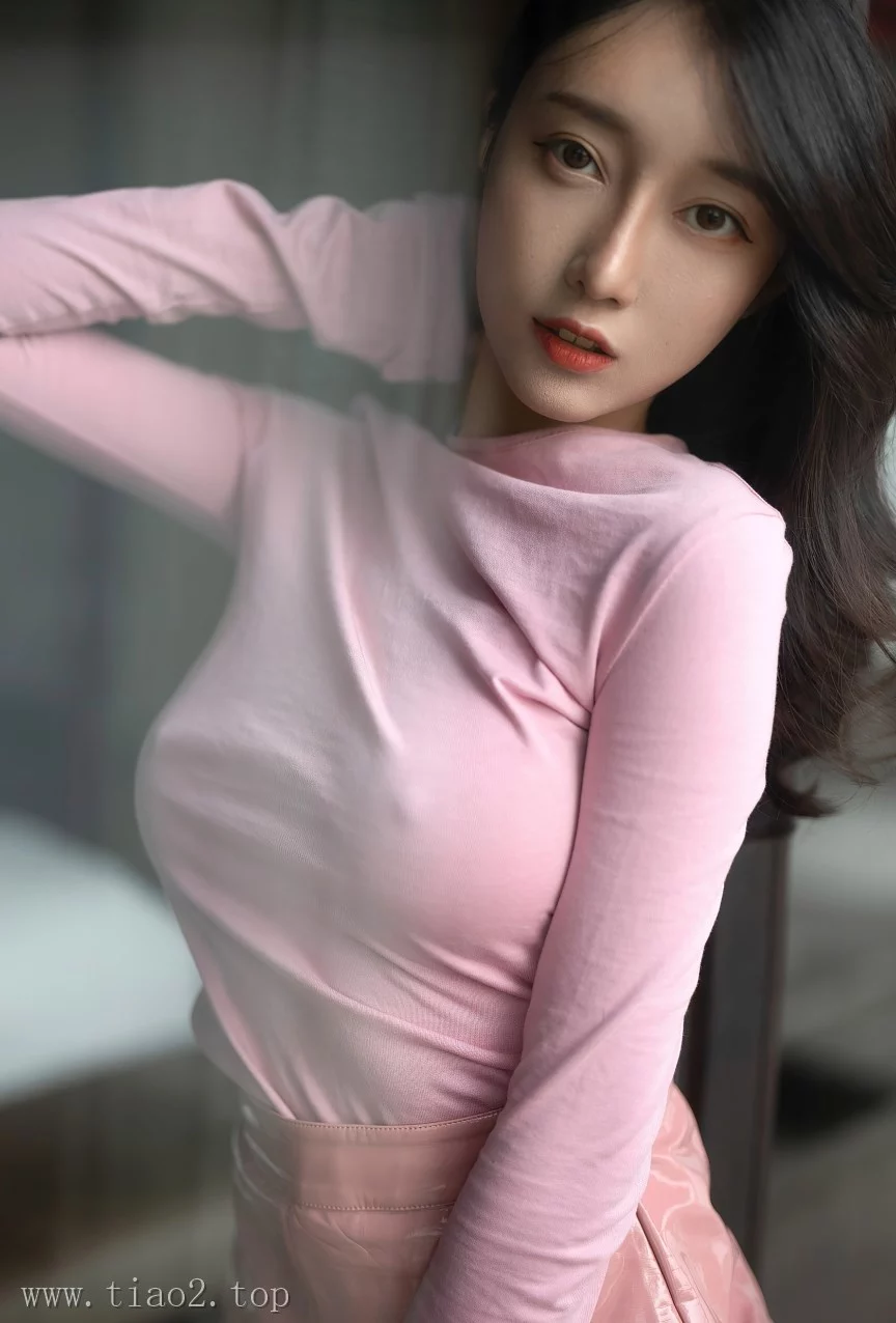 Xiuren图片丨YouMi模特玥儿玥er-Vol.567期粉色丽人