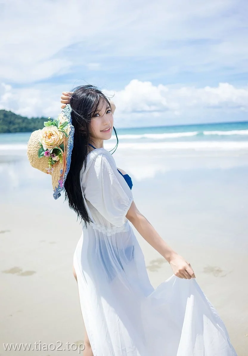 Xiuren图片丨TGOD模特绮里嘉Ula-迷人的海滩