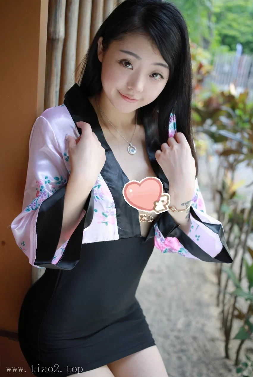 Xiuren图片丨秀人模特佘贝拉bella-VOL.014期花衫黑裙的姑娘