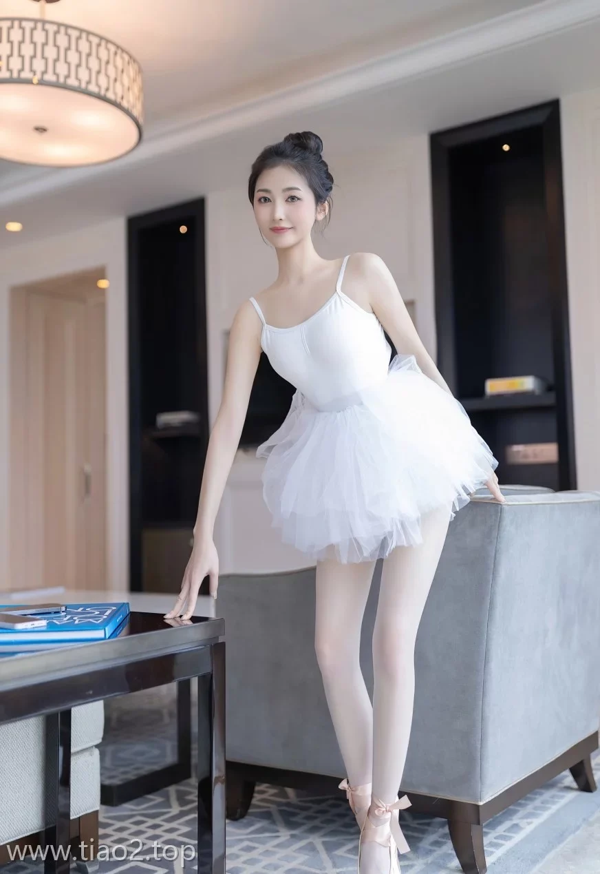 Xiuren图片丨秀人模特鱼尾fish-NO.8657期会芭蕾的女孩