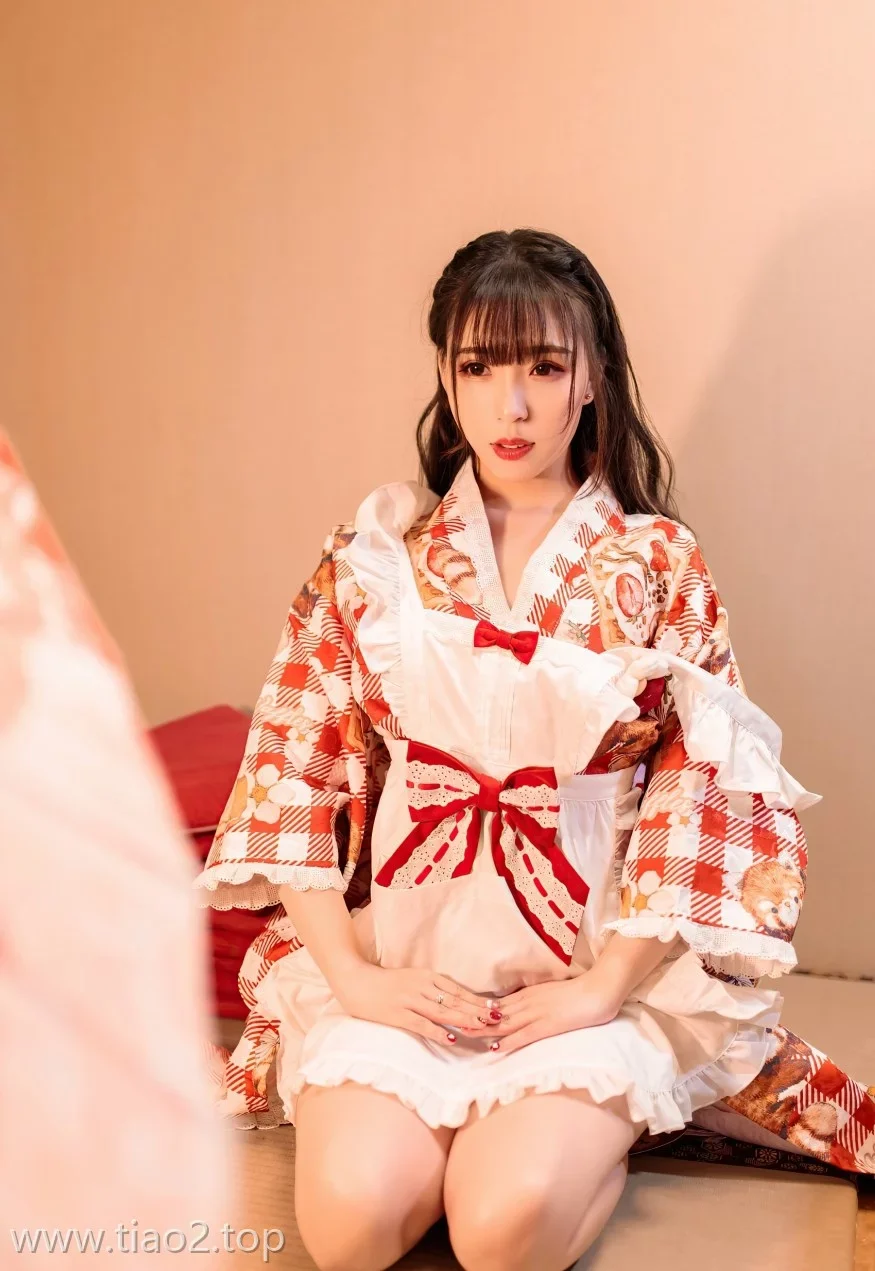 Xiuren图片丨秀人模特小波多-Vol.360期灯火下的和服女孩