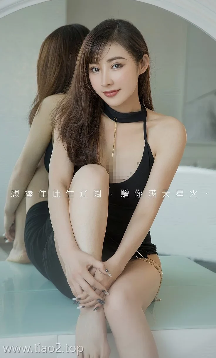 Xiuren图片丨Ugirls模特叶子-No.2918期浴室镜前黑裙妙人