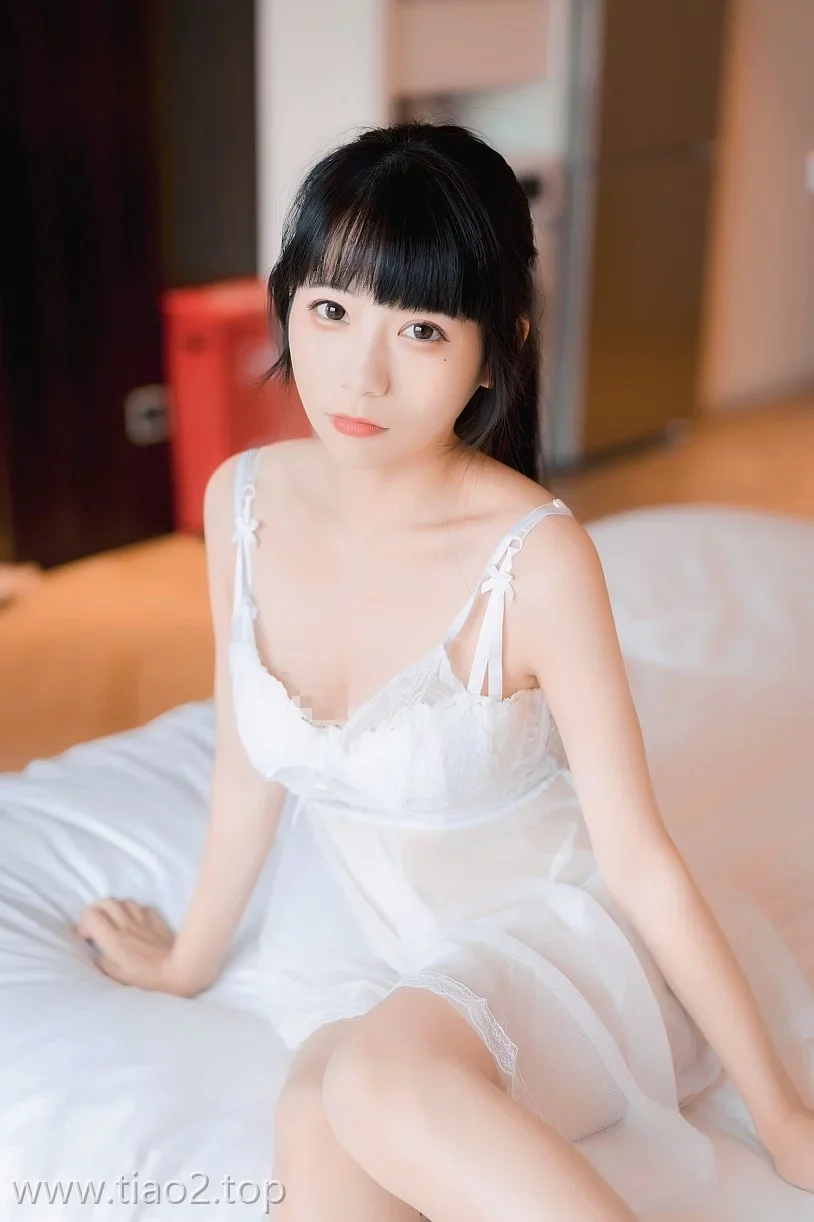 cosplay图片丨Coser_usejan蓝蓝-薄纱睡衣[42P-76.4M]