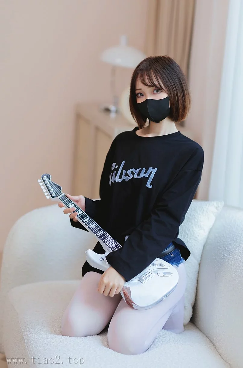 cosplay图片丨Coser洛桑w伊梓-升玖老师[38P-406.9M]