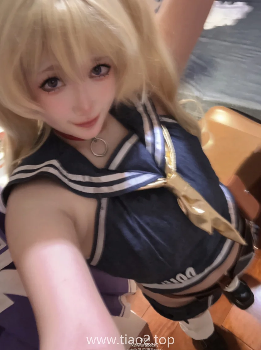 贝琪冷调暗背景里不补光,贝贝琪Becky这套有东西插图2 贝琪冷调暗背景里不补光,贝贝琪Becky这套有东西插图2