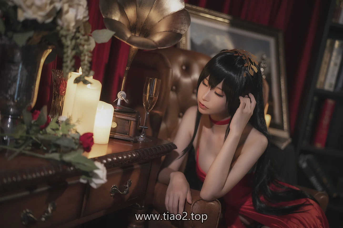 爱老师_PhD 碧蓝航线 大凤 毒苹果礼服原片第3帧