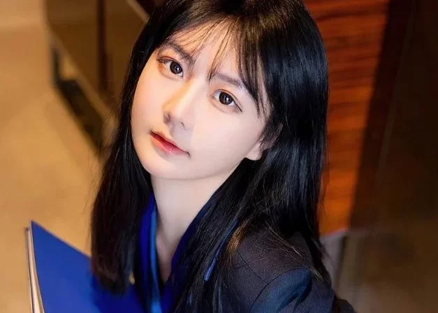 秀人模特谢小蒽（幼幼）是谁？私房写真集分享和个人资料介绍