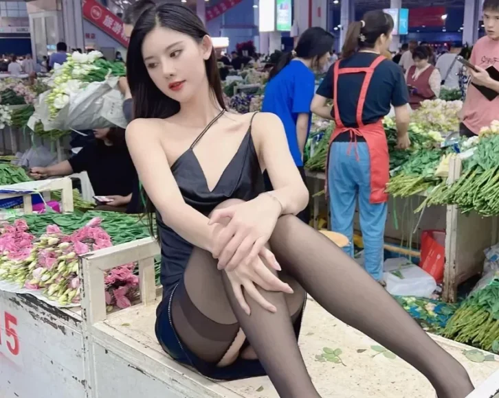 就是阿朱啊微密写真作品合集及个人资料分享