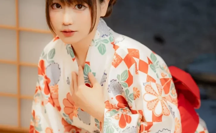 Coser Nyako喵子丨隣のやばいお姉さん [78P+1V]