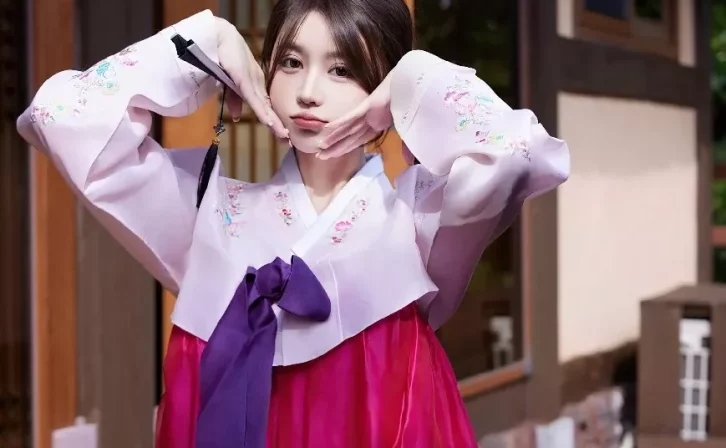 Xiuren图片丨秀人模特tina_甜仔_NO.7522期图集欣赏