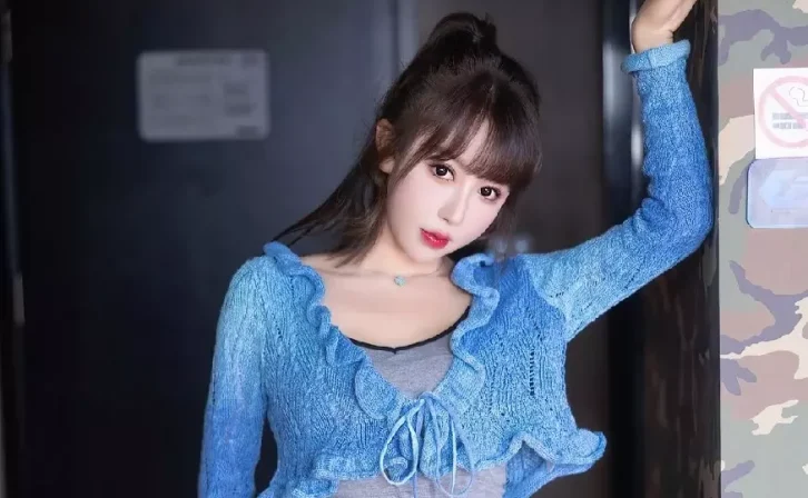 Xiuren图片丨秀人模特白笑笑_NO.7540期图集欣赏
