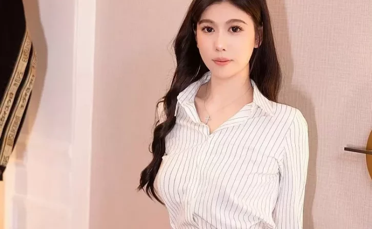 Xiuren图片丨秀人模特李雅柔182CM_NO.7335期图集欣赏