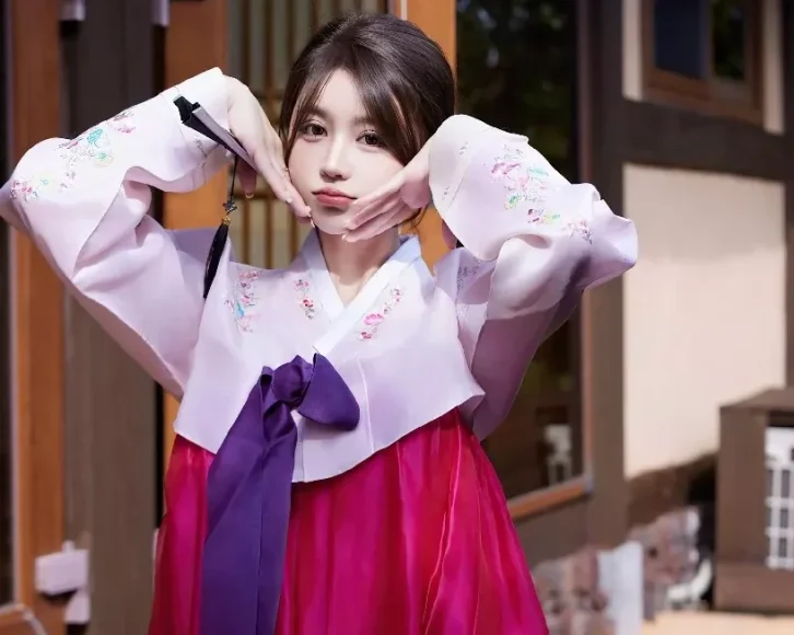 Xiuren图片丨秀人模特tina_甜仔_NO.7522期图集欣赏