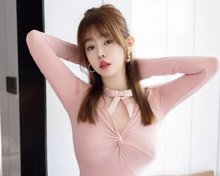 Xiuren图片丨秀人模特王雨纯_NO.7323期图集欣赏