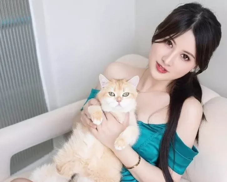 Xiuren图片丨秀人模特诗诗kiki_NO.7592期图集欣赏