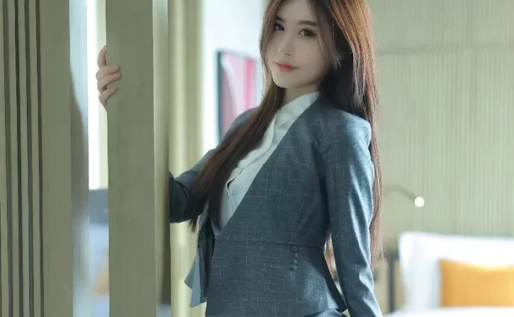 Xiuren秀人模特晚苏susu个人简介和NO.8081期高清图片