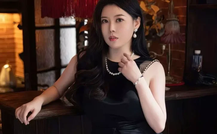 Xiuren图片丨秀人模特白茹雪Abby个人资料及NO.6089期作品欣赏