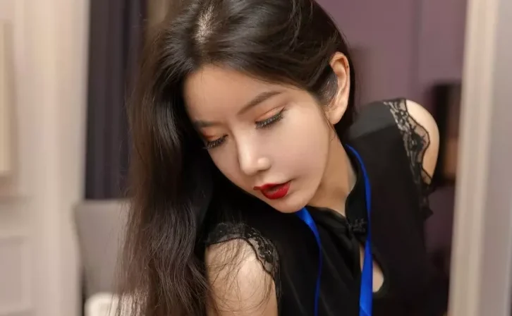 Xiuren图片丨秀人模特心妍小公主照片大全之No.3294期图集欣赏