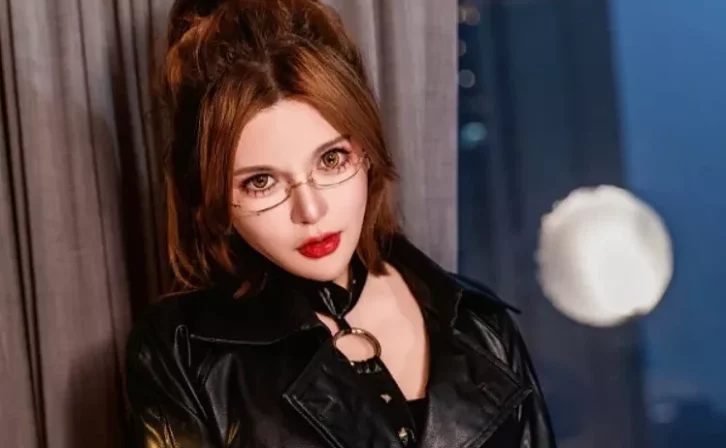 Xiuren图片丨秀人模特伊丽莎有点白_NO.7961期图集欣赏