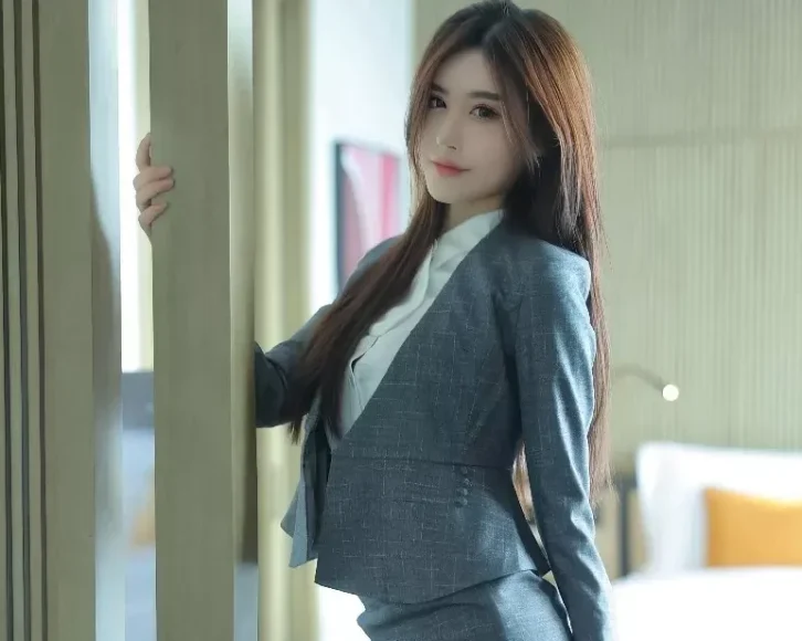 Xiuren秀人模特晚苏susu个人简介和NO.8081期高清图片