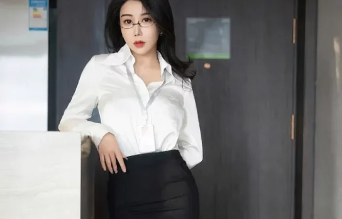 Xiuren图片丨秀人模特李若汐_NO.8185期图集欣赏