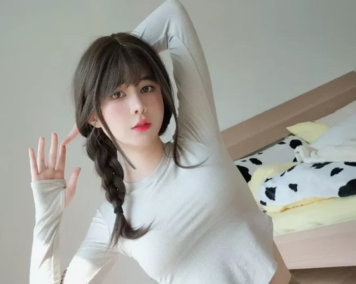 Coser眼酱大魔王w-瑜伽服[32P-160MB]