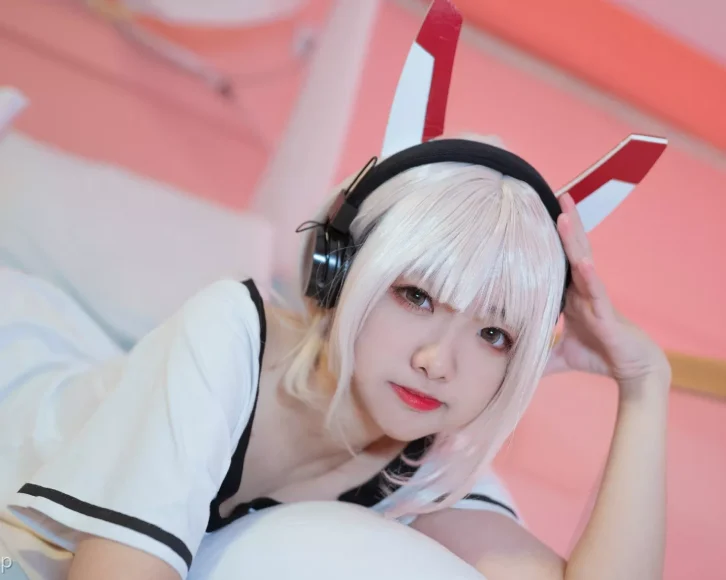 cosplay图片丨Coser_lovely呆玄-穿T恤的凌波[45P-448MB]