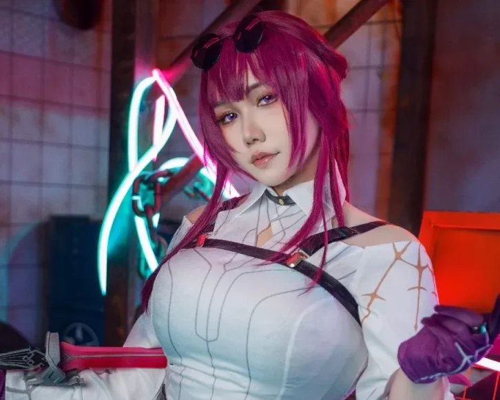 cosplay图片丨Coser麻花麻花酱w-卡芙卡[29P-164.8M]