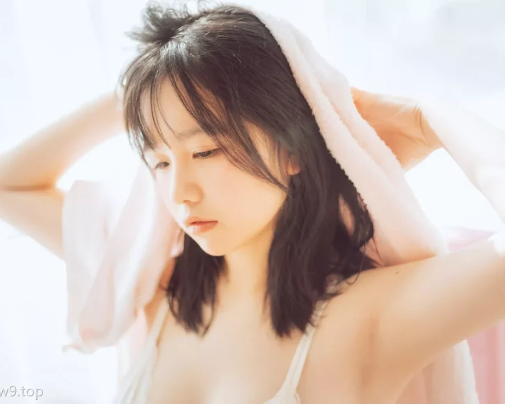 cosplay图片丨Coser阿半今天很开心-私房[26P-166MB]