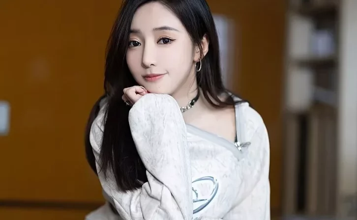 Xiuren图片丨秀人模特王馨瑶yanni_NO.8135期图集欣赏