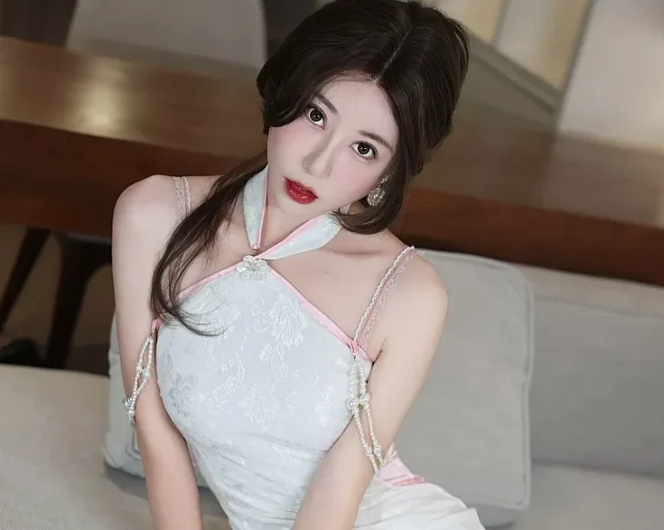 Xiuren图片丨秀人模特白笑笑_NO.7334期图集欣赏