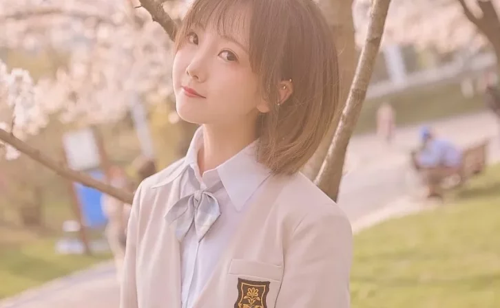 cosplay图片丨Coser_名赖弥七图片集之樱花赏析