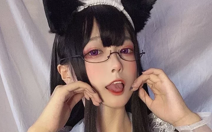 cosplay图片丨Coser佳佳好难啊全部图片集之透明女仆