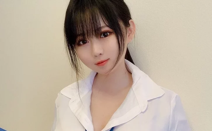 cosplay图片丨Coser是依酱吖-黑si制服[29P-57MB]