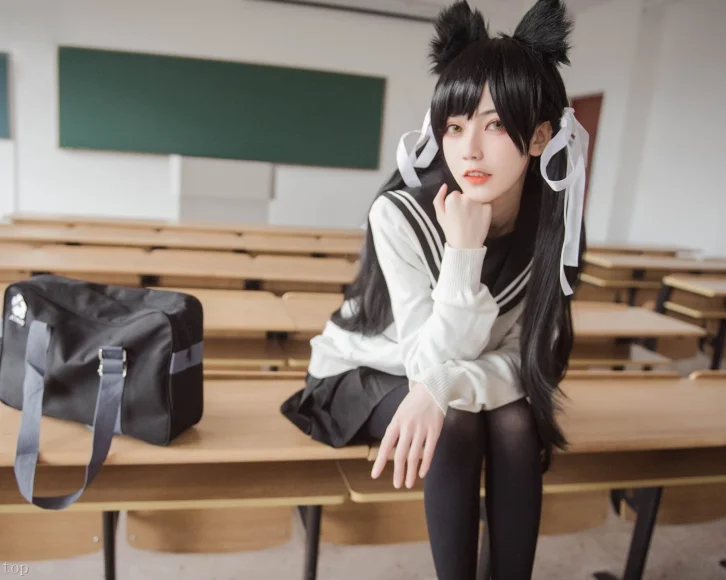cosplay图片丨Coser你的负卿个人资料及爱宕制服图片包