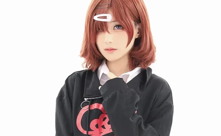 Coser幼愛Youmeko精美作品集:樋口円香 灰丝