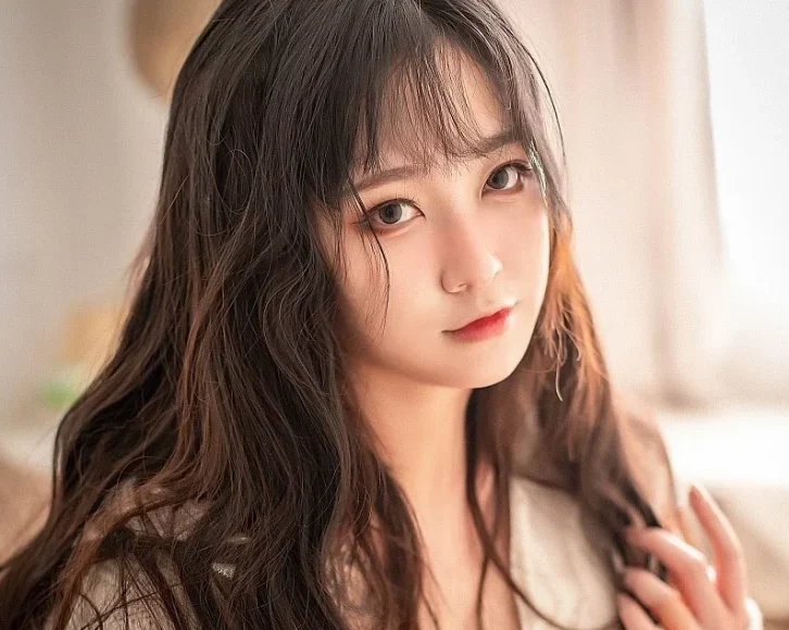 cosplay图片丨Coser棕桠阿狗崽(奇行家狗崽)简介及初冬梅川堀子