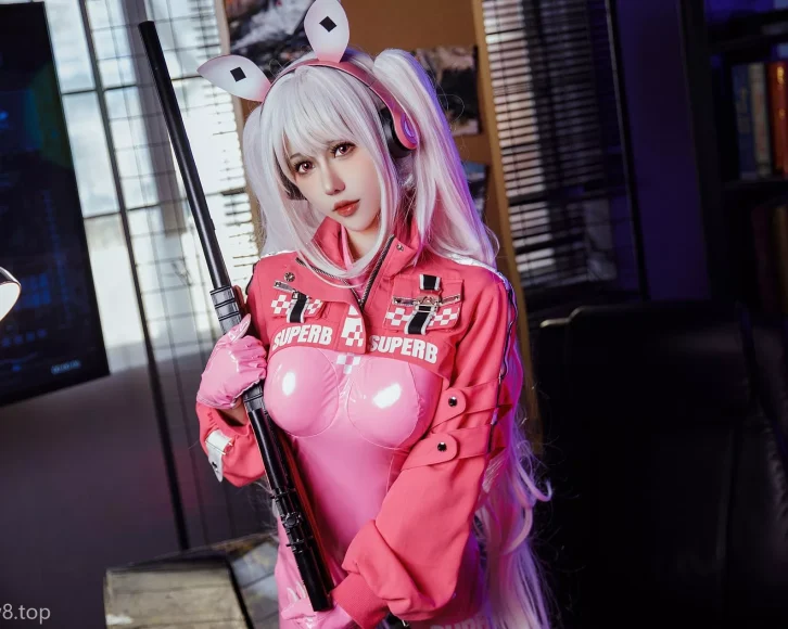 Coser仙女月是谁?cosNIKKE胜利女神 爱丽丝太美啦~