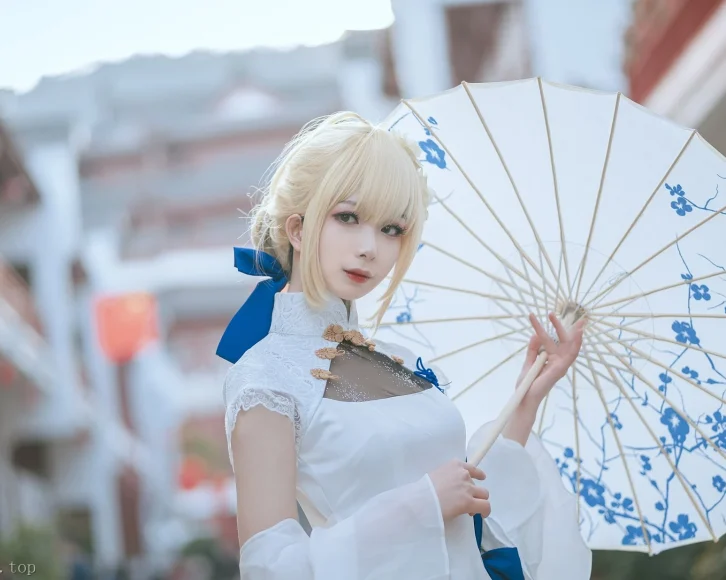 cosplay图片丨Coser封疆疆v图集大全:saber旗袍